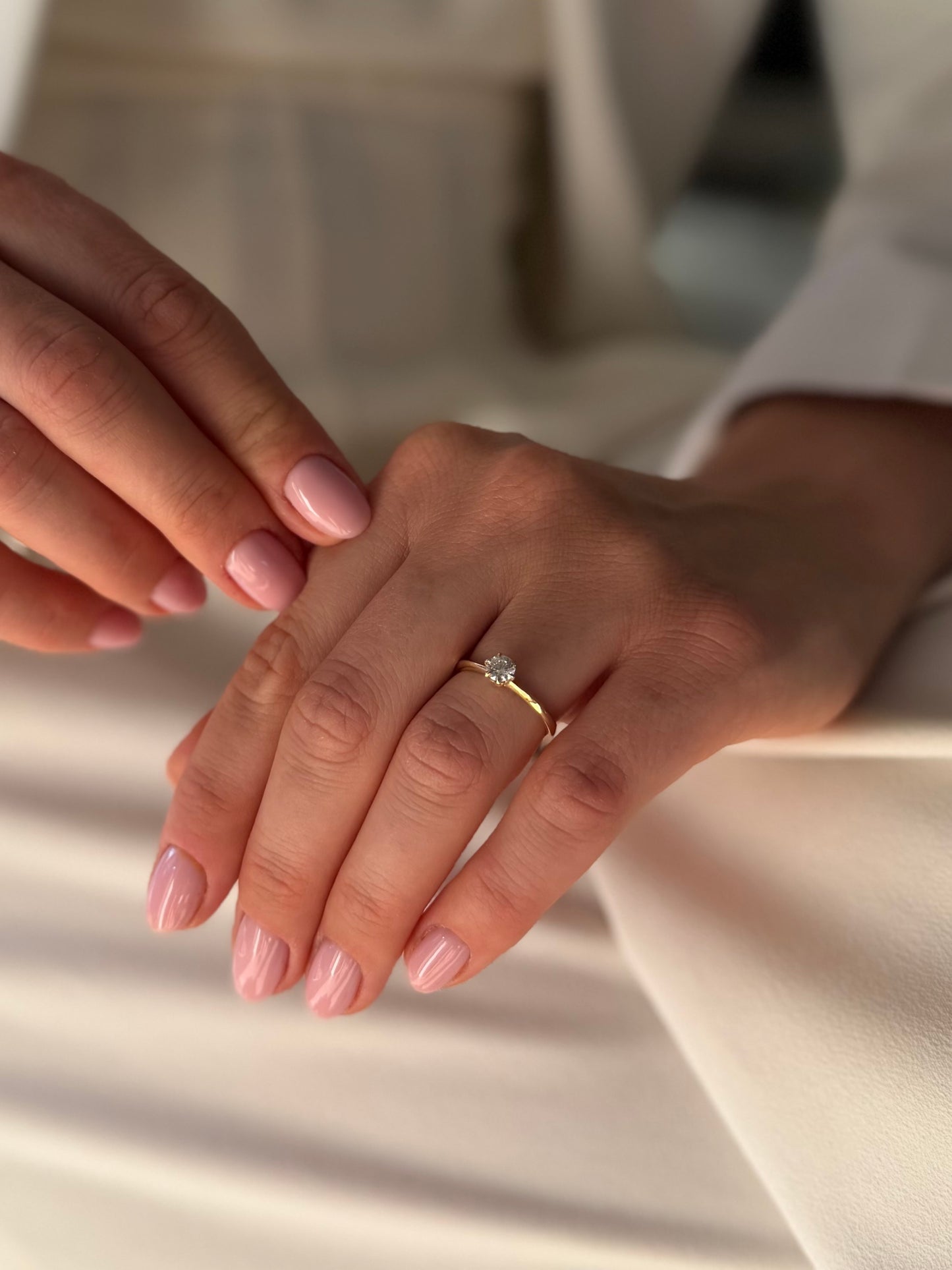 Zlatni zaručnički prsten Endless