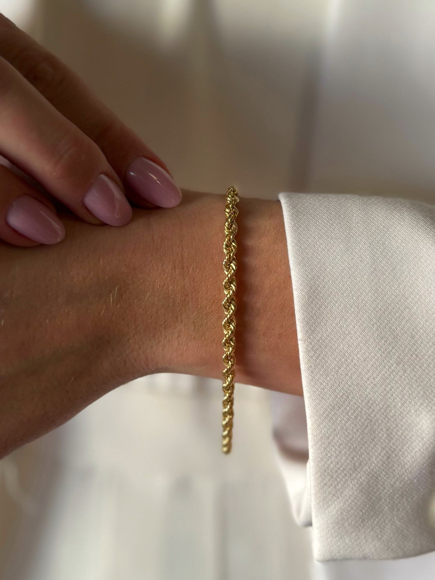 Zlatna narukvica Golden Majesty