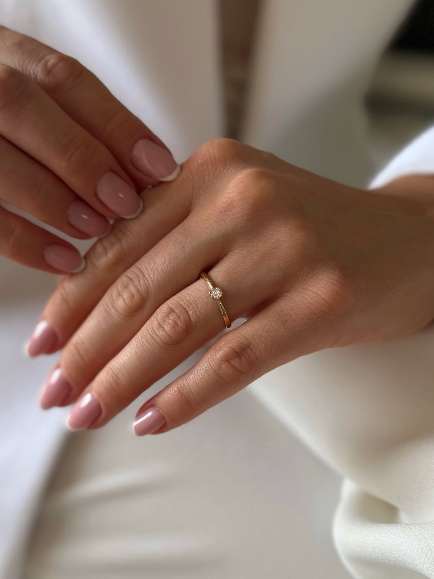 Zlatni prsten s dijamantom 0,15ct SI/G