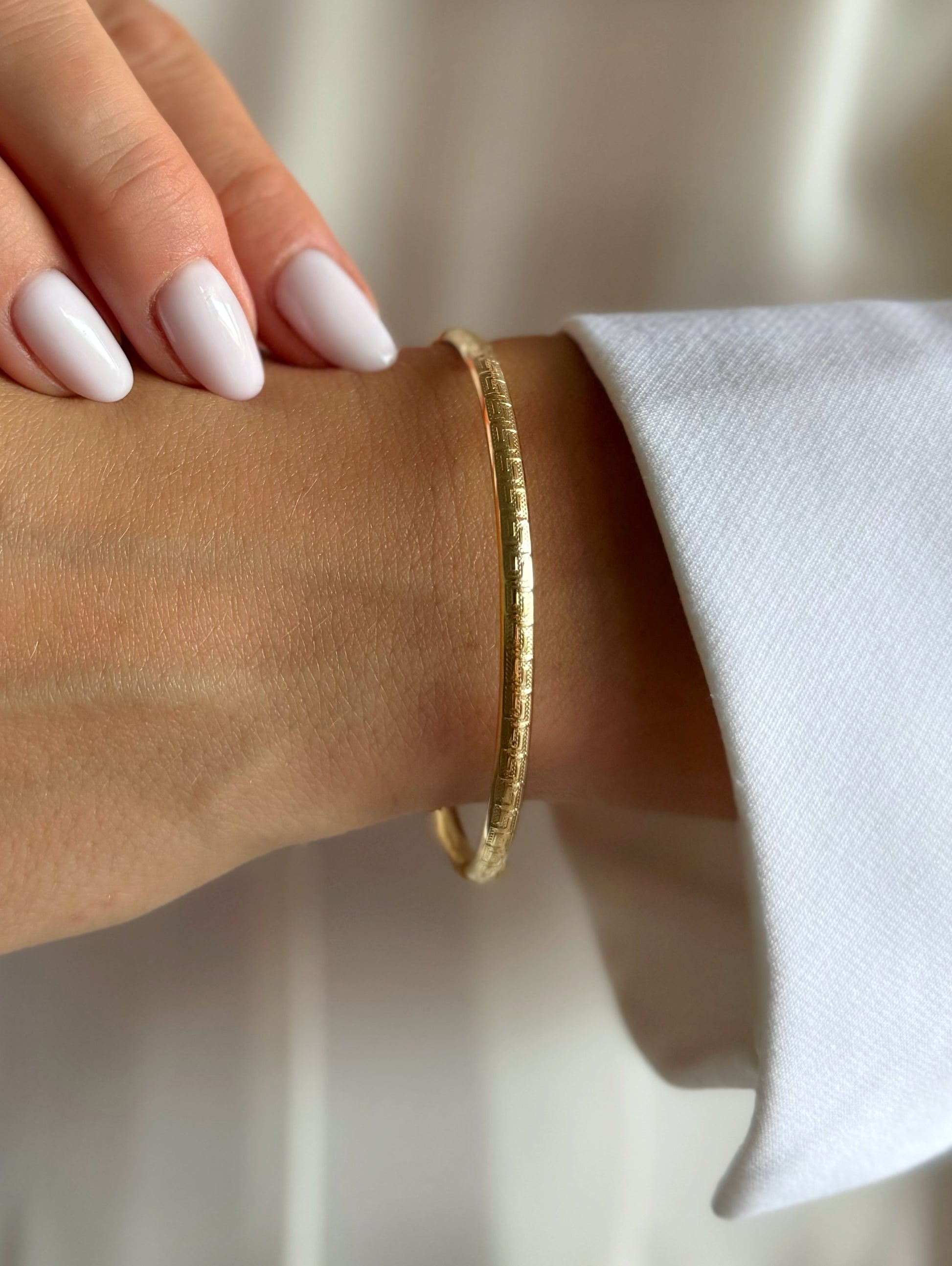 Zlatna kruta narukvica Silent Elegance-Zlatarna Vitić