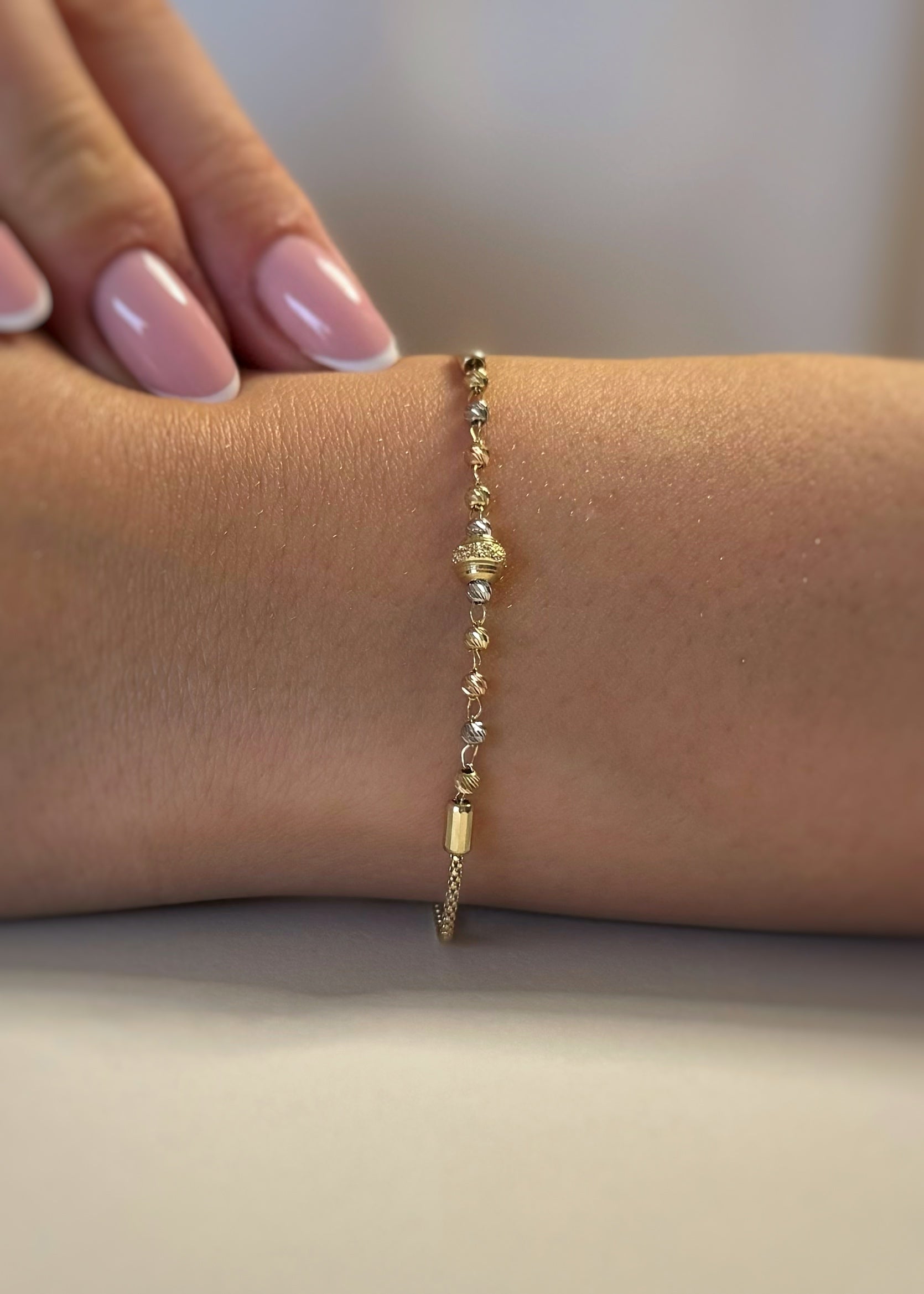 Zlatna narukvica Charm-Zlatarna Vitić