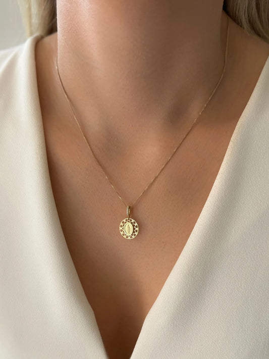 Zlatna ogrlica Čudotvorna Medaljica Round-Zlatarna Vitić