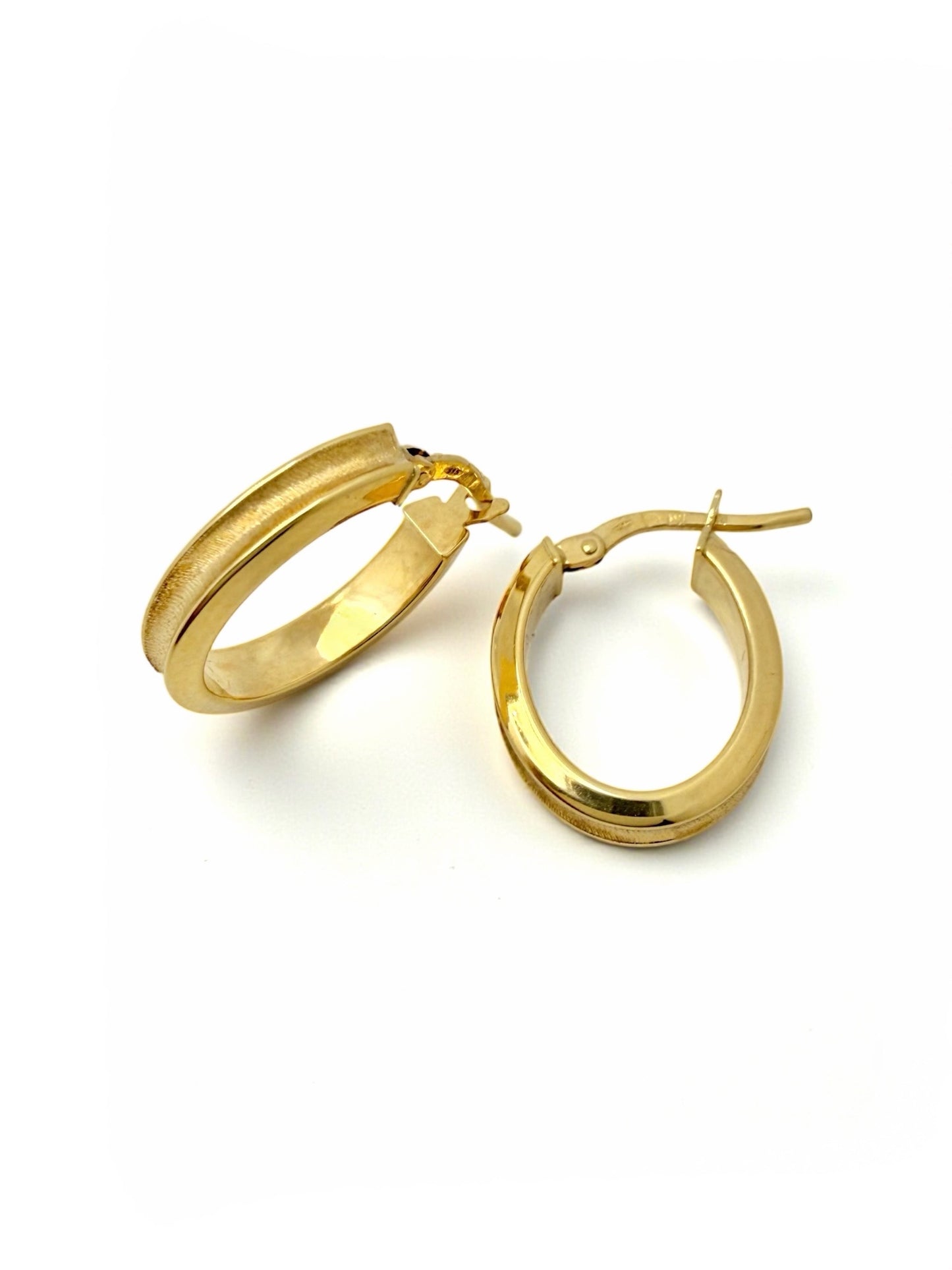 Zlatne naušnice Oval Mat-Zlatarna Vitić