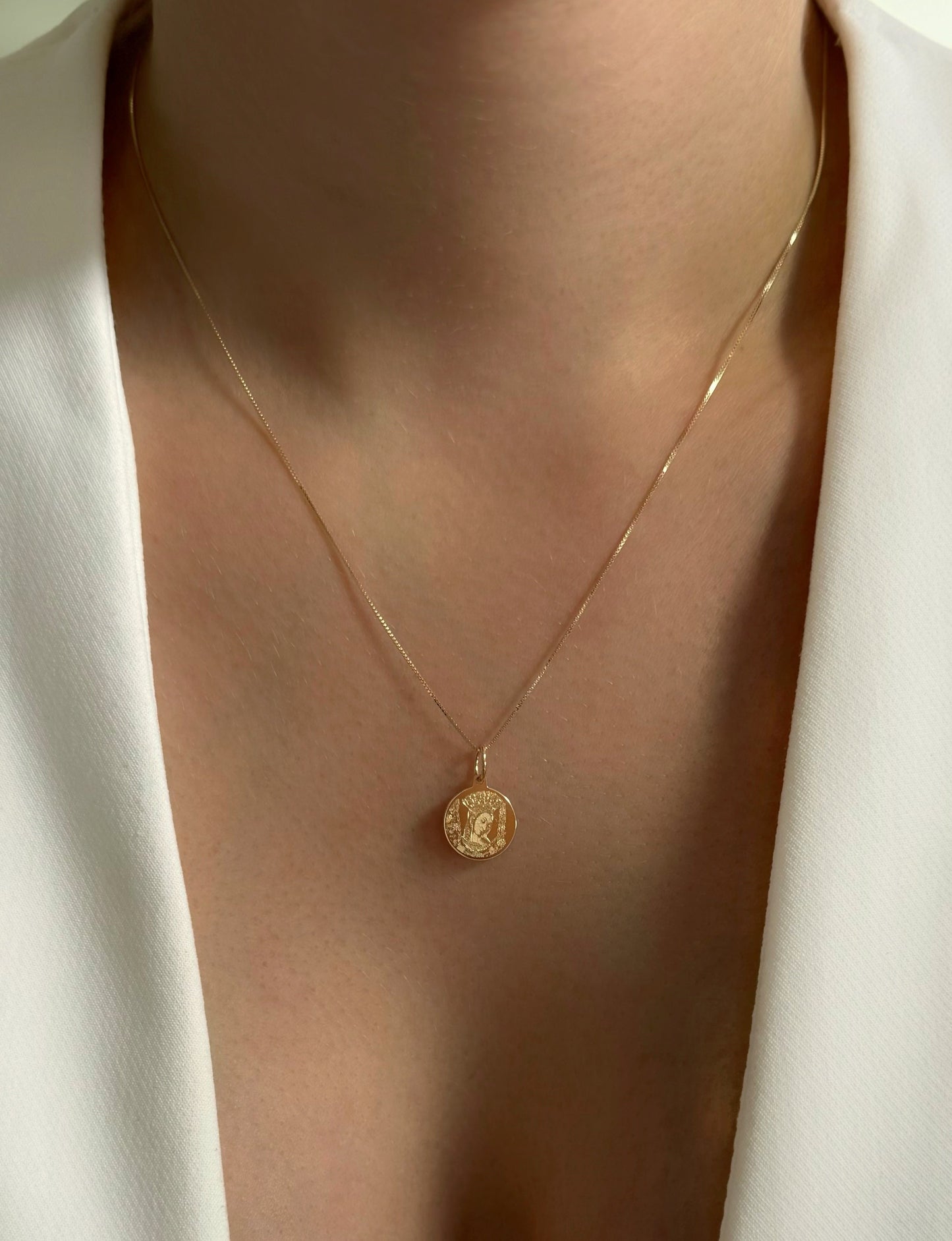 Gold pendant Our Lady of Sinj S