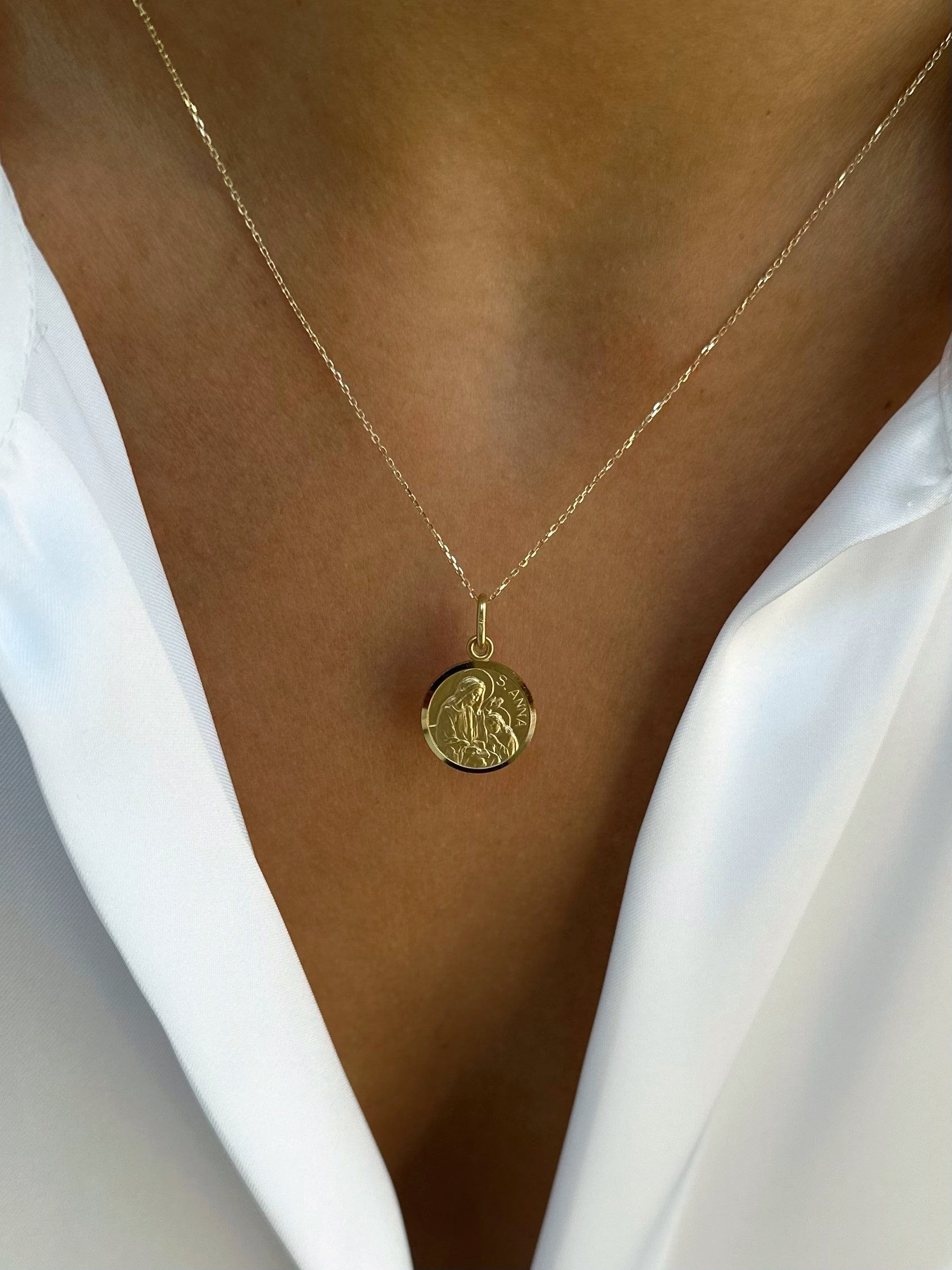 Zlatni privjesak sv. Ana-Zlatarna Vitić