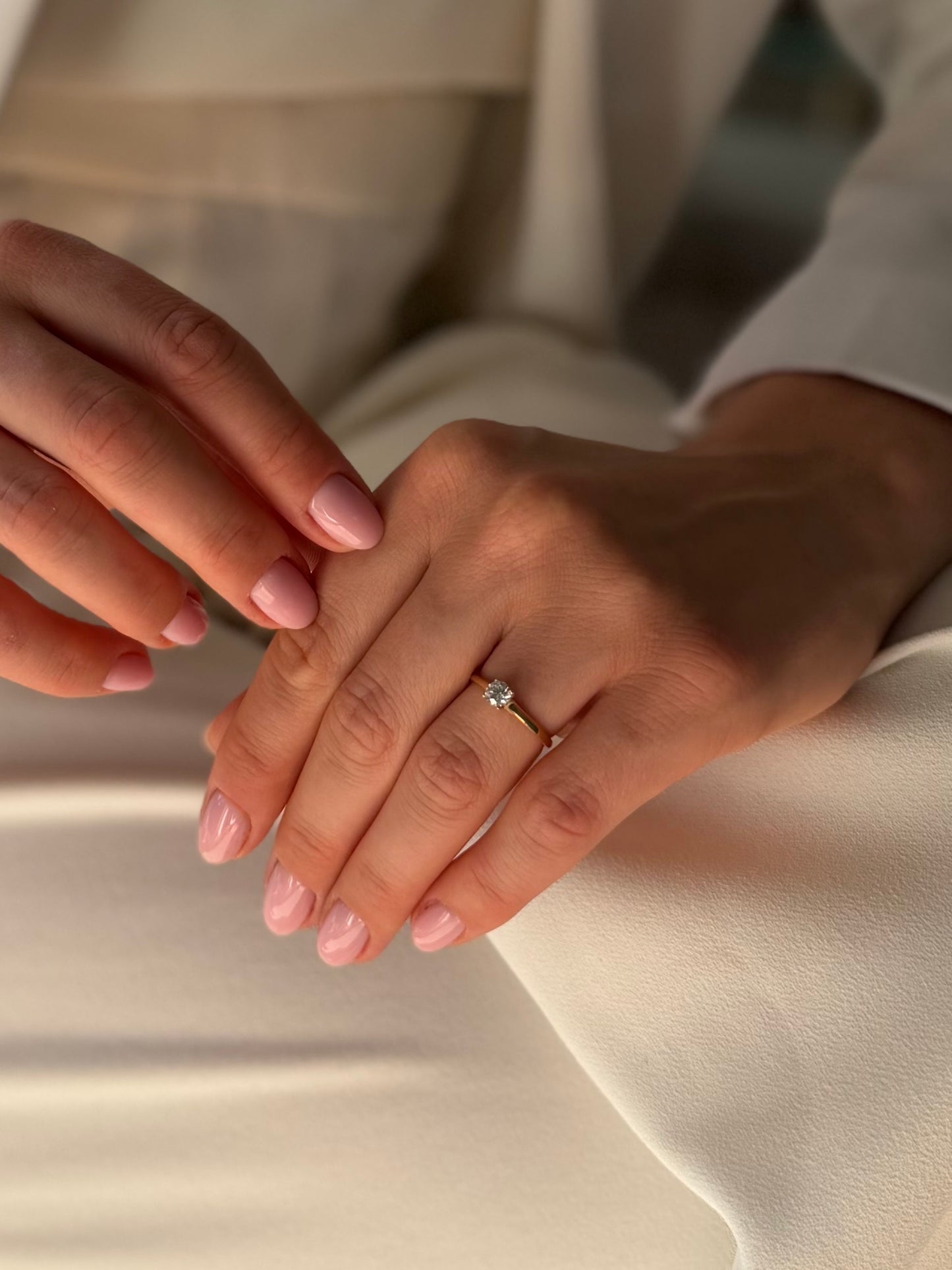 Zlatni zaručnički prsten Elegant-Zlatarna Vitić