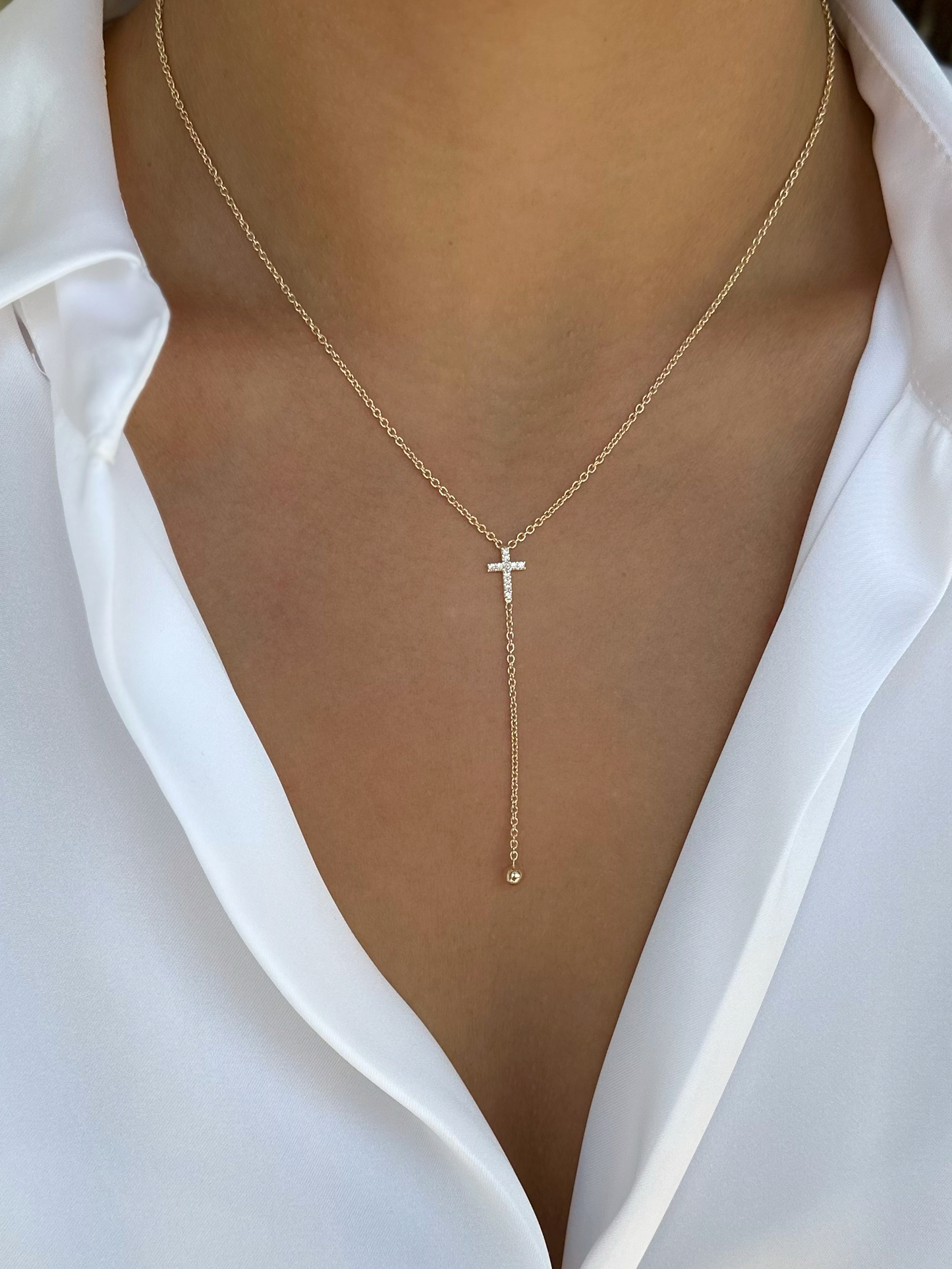 Zlatna ogrlica Cross Elegant