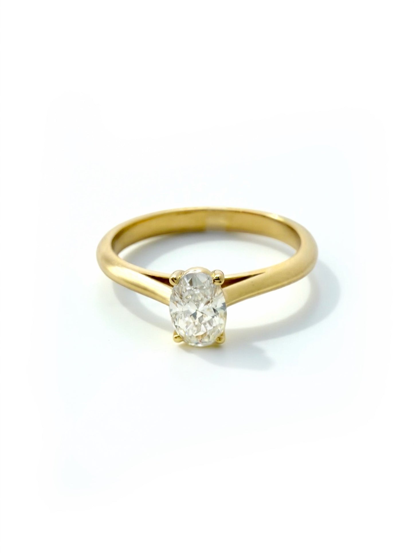 Zlatni prsten s dijamantom Oval 0,41ct VS2 G