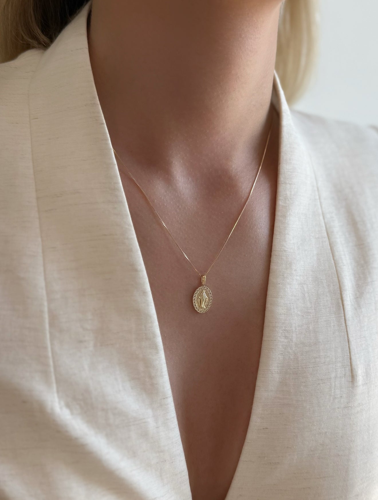 Zlatni privjesak Čudotvorna Medaljica Shiny