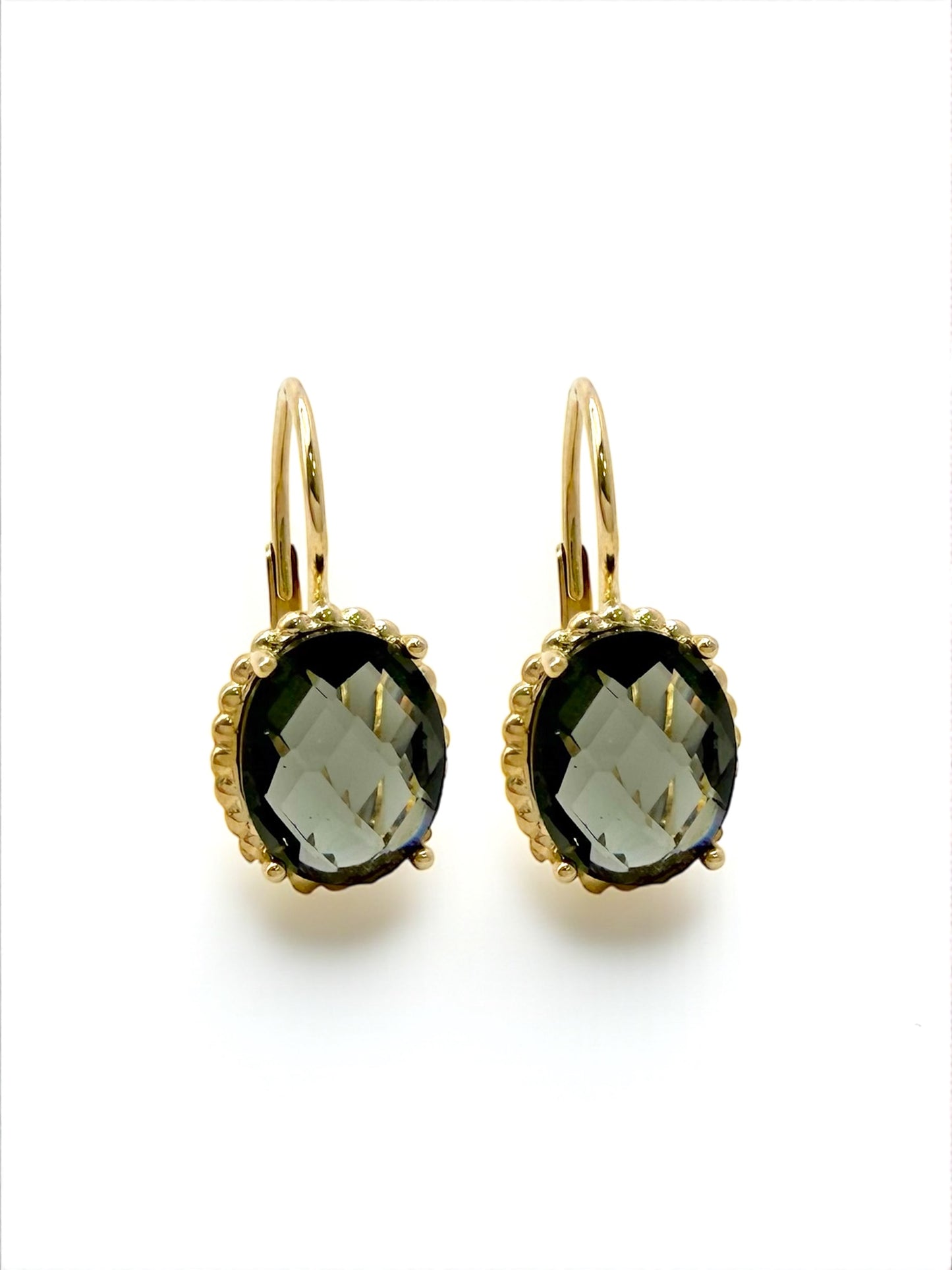 Luxury gold earrings